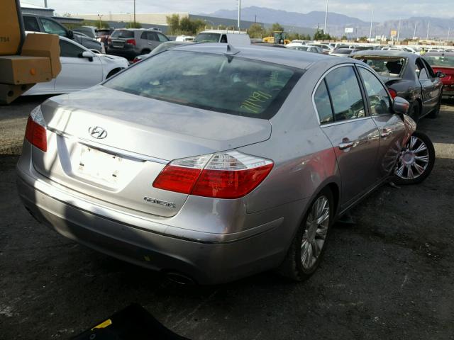 KMHGC4DEXAU074552 - 2010 HYUNDAI GENESIS 3. GRAY photo 4