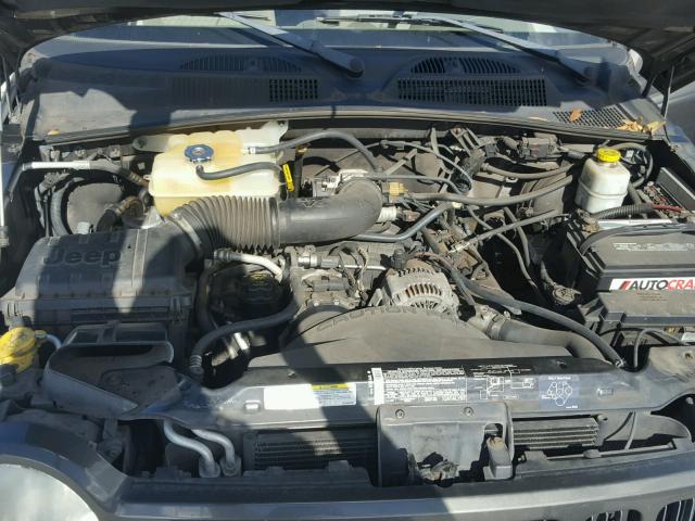 1J4GL48K95W641049 - 2005 JEEP LIBERTY SP BROWN photo 7