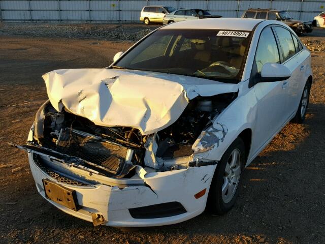 1G1PF5S99B7230936 - 2011 CHEVROLET CRUZE LT WHITE photo 2