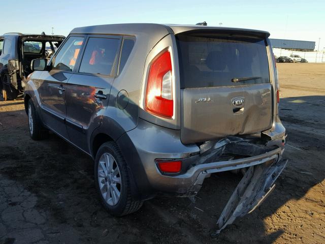 KNDJT2A64D7561289 - 2013 KIA SOUL + GRAY photo 3