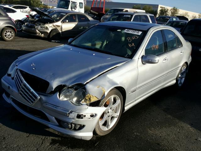 WDBRF52H67F876535 - 2007 MERCEDES-BENZ C 230 SILVER photo 2