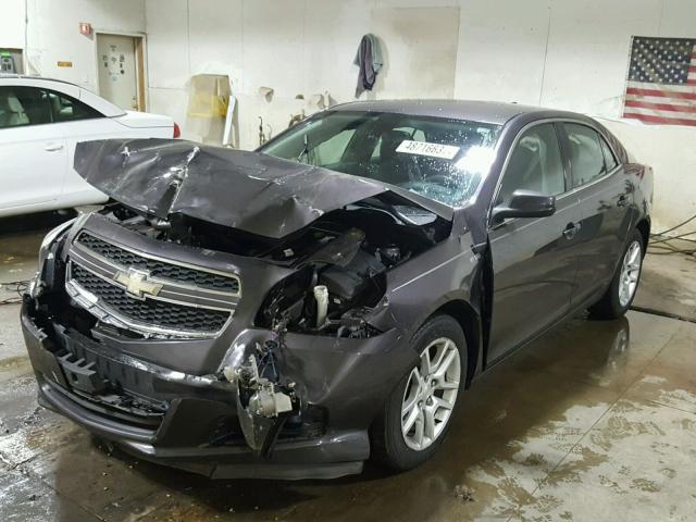 1G11D5RR3DF106803 - 2013 CHEVROLET MALIBU 1LT GRAY photo 2