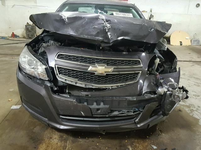 1G11D5RR3DF106803 - 2013 CHEVROLET MALIBU 1LT GRAY photo 9