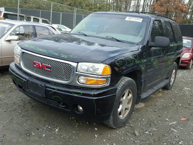 1GKEK63U72J211294 - 2002 GMC DENALI BLACK photo 2