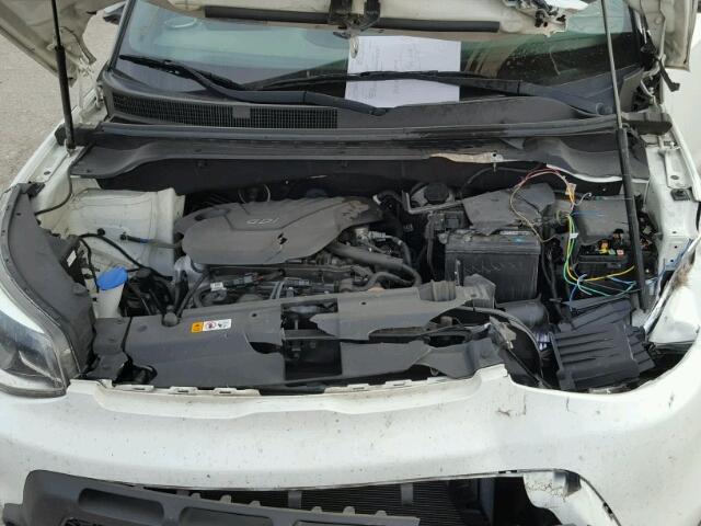 KNDJN2A23E7716942 - 2014 KIA SOUL WHITE photo 7