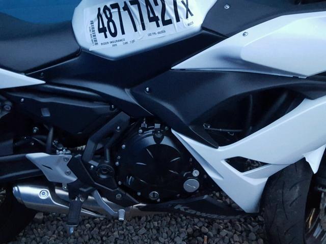 JKAEXEJ11HDA00029 - 2017 KAWASAKI EX650 J 白色 照片 7