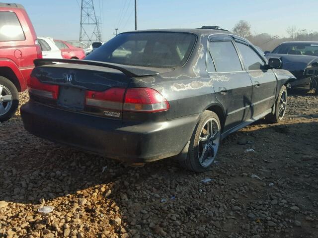 1HGCG56782A057863 - 2002 HONDA ACCORD SE BLACK photo 4