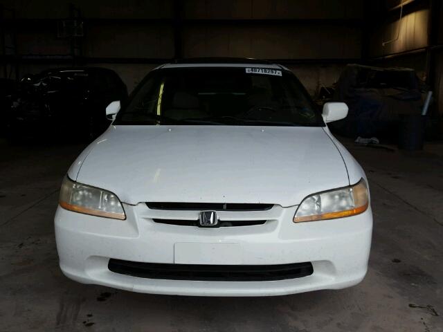 1HGCG1654YA054054 - 2000 HONDA ACCORD EX 白色 照片 9