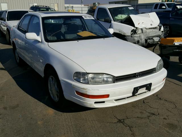 JT2GK12E5R0017924 - 1994 TOYOTA CAMRY LE WHITE photo 1