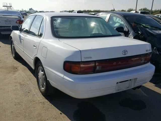 JT2GK12E5R0017924 - 1994 TOYOTA CAMRY LE WHITE photo 3