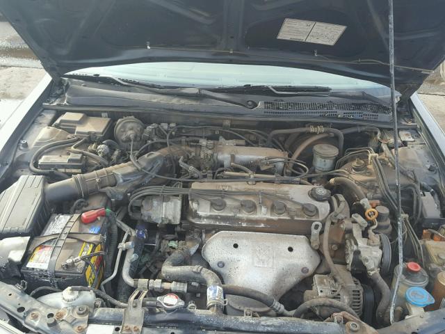 1HGCD5659VA043997 - 1997 HONDA ACCORD EX GREEN photo 7