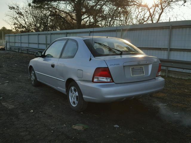 KMHCG35C52U190253 - 2002 HYUNDAI ACCENT GS SILVER photo 3