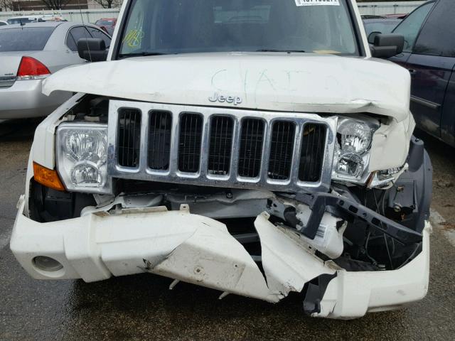 1J4RG4GK7AC113374 - 2010 JEEP COMMANDER WHITE photo 9