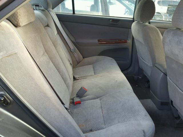 JTDBE32KX30149837 - 2003 TOYOTA CAMRY LE 灰色 照片 6