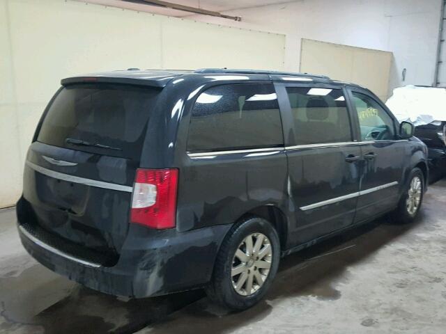 2C4RC1BG4DR621526 - 2013 CHRYSLER TOWN & COU BLACK photo 4