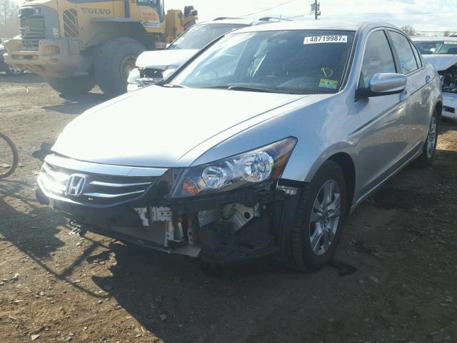 1HGCP2F64BA095497 - 2011 HONDA ACCORD SE SILVER photo 2