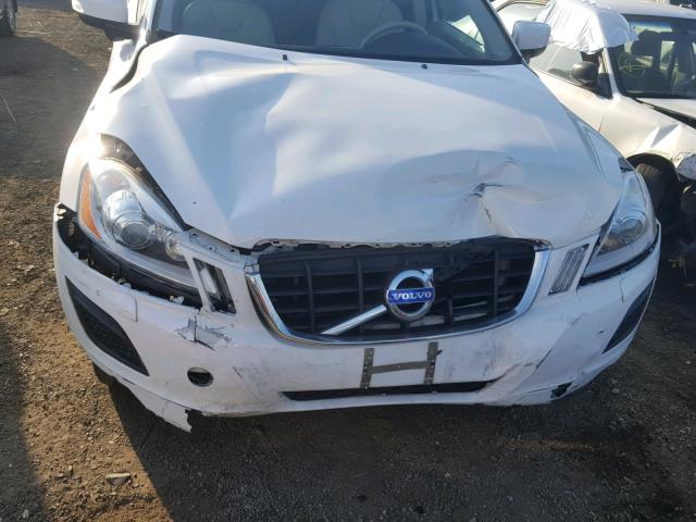 YV4952DL3D2386154 - 2013 VOLVO XC60 3.2 WHITE photo 7