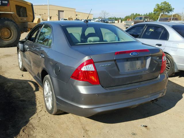 3FAHP0HAXCR188225 - 2012 FORD FUSION SE GRAY photo 3