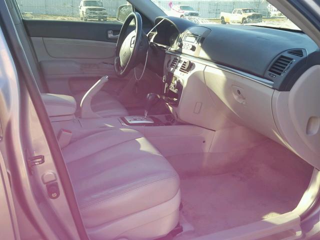 5NPEU46F06H074818 - 2006 HYUNDAI SONATA GLS GRAY photo 5