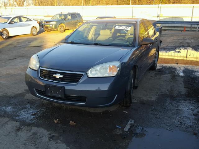 1G1ZS58F27F237497 - 2007 CHEVROLET MALIBU LS GRAY photo 2