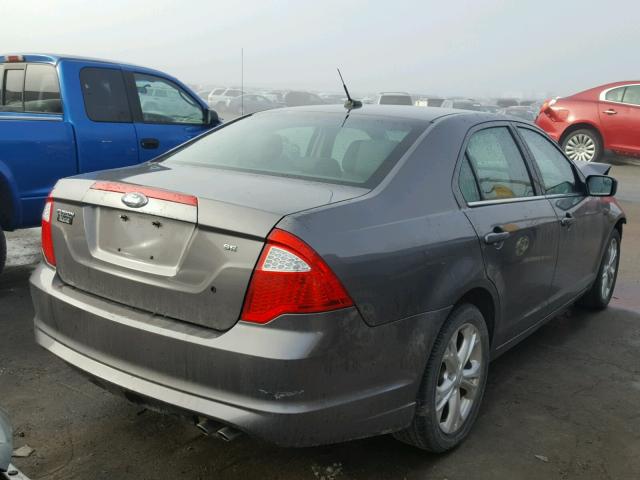 3FAHP0HAXCR219070 - 2012 FORD FUSION SE GRAY photo 4