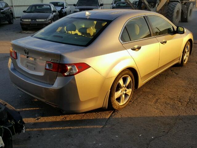 JH4CU26639C026949 - 2009 ACURA TSX SILVER photo 4