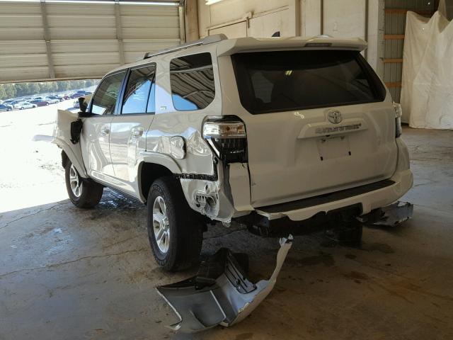 JTEBU5JR9G5376342 - 2016 TOYOTA 4RUNNER SR WHITE photo 3