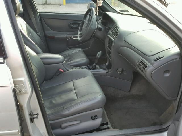 1G3WS52H51F237652 - 2001 OLDSMOBILE INTRIGUE G SILVER photo 5