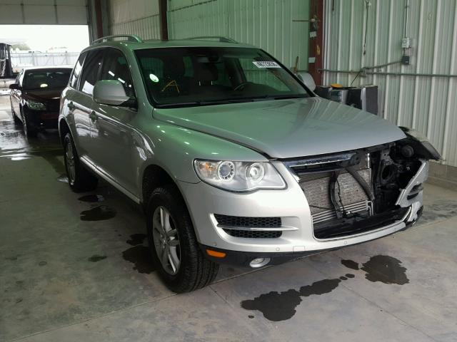 WVGBE77L48D032341 - 2008 VOLKSWAGEN TOUAREG 2 SILVER photo 1