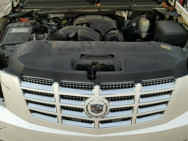 1GYFK66818R145831 - 2008 CADILLAC ESCALADE E WHITE photo 7