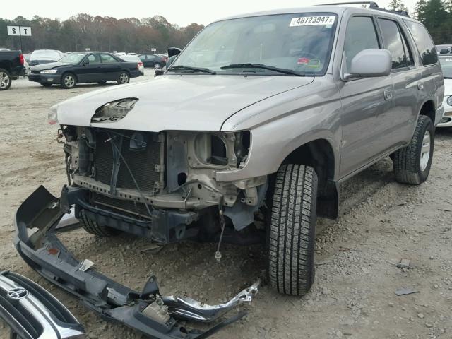 JT3GN86R520244139 - 2002 TOYOTA 4RUNNER SR BEIGE photo 2