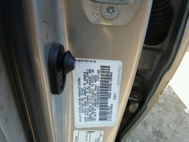 4T1BE32K22U581812 - 2002 TOYOTA CAMRY LE SILVER photo 10