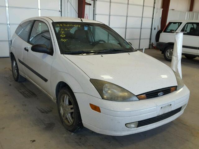 3FAFP31384R128305 - 2004 FORD FOCUS ZX3 WHITE photo 1