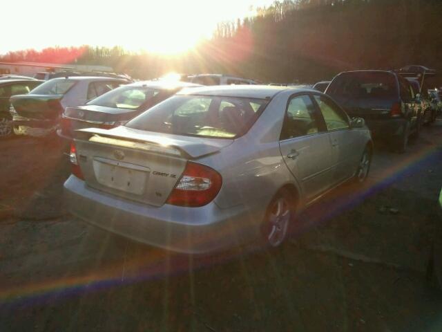 4T1BF30K62U504747 - 2002 TOYOTA CAMRY LE 银色 照片 4