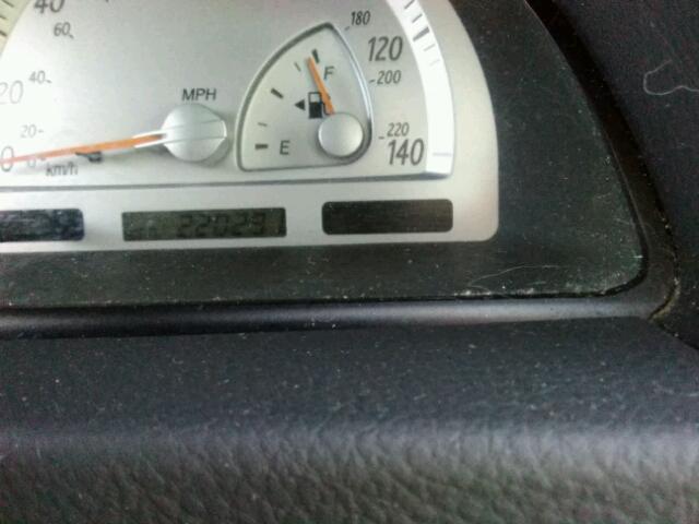 4T1BF30K62U504747 - 2002 TOYOTA CAMRY LE 银色 照片 8