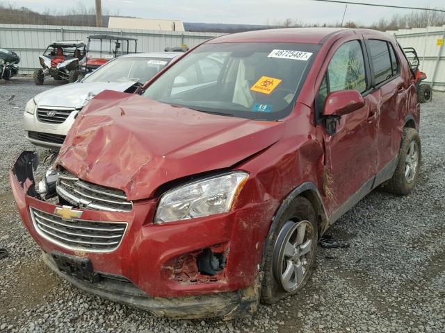 KL7CJPSB5FB261300 - 2015 CHEVROLET TRAX 1LS RED photo 2