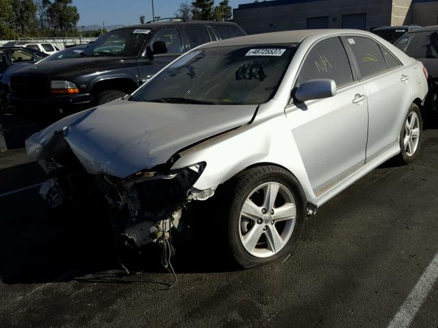 4T1BF3EK6BU622449 - 2011 TOYOTA CAMRY BASE SILVER photo 2