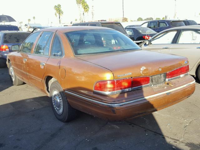 2FALP71WXTX168146 - 1996 FORD CROWN VICT BROWN photo 3