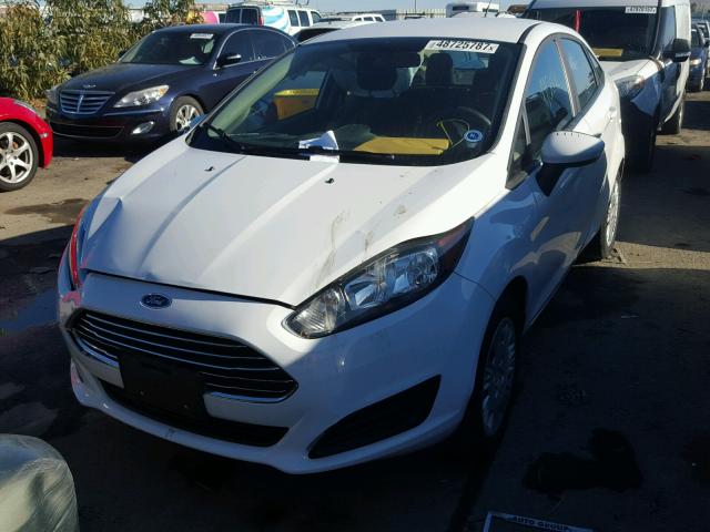 3FADP4AJXGM159732 - 2016 FORD FIESTA S WHITE photo 2