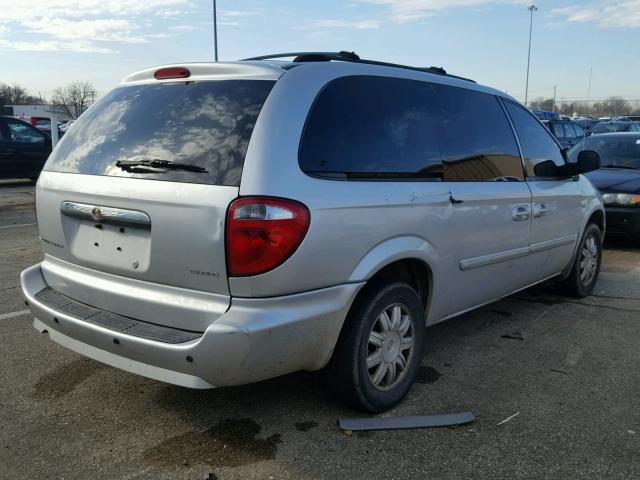 2A4GP54L27R278582 - 2007 CHRYSLER TOWN & COU SILVER photo 4