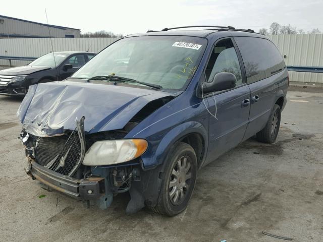 2C4GP74L32R653924 - 2002 CHRYSLER TOWN & COU BLUE photo 2