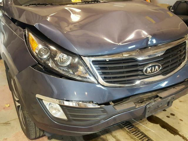 KNDPCCA20C7346438 - 2012 KIA SPORTAGE E BLUE photo 9