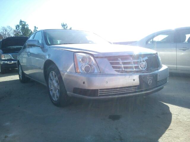 1G6KD57Y08U156746 - 2008 CADILLAC DTS SILVER photo 1