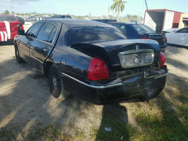 1LNHM84WX6Y607890 - 2006 LINCOLN TOWN CAR E BLACK photo 3