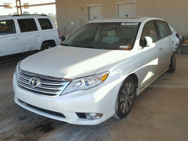 4T1BK3DB0BU419800 - 2011 TOYOTA AVALON BAS WHITE photo 2