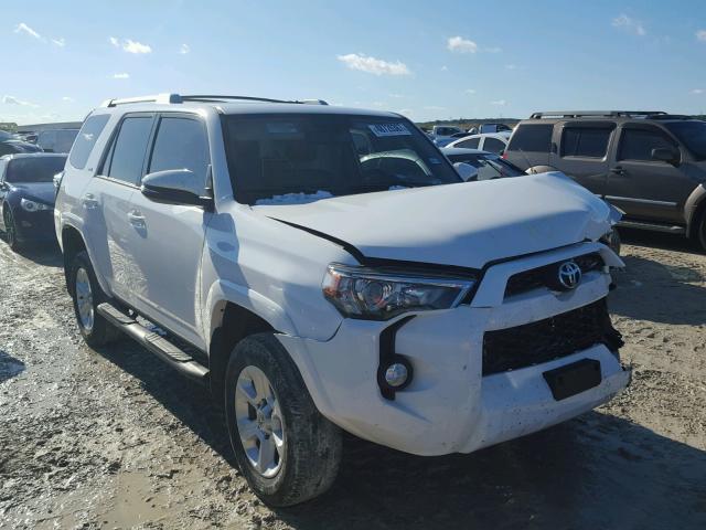 JTEBU5JR9H5421815 - 2017 TOYOTA 4RUNNER SR WHITE photo 1