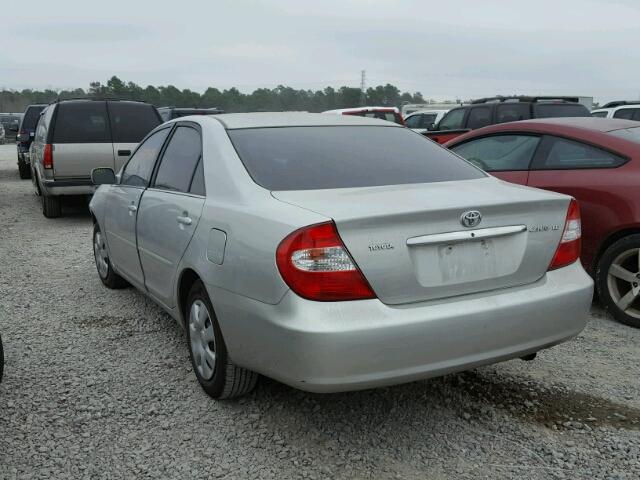 4T1BE32KX4U802740 - 2004 TOYOTA CAMRY LE 银色 照片 3