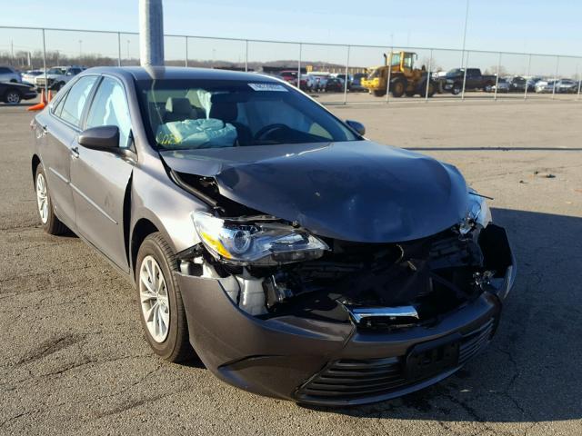 4T4BF1FK1GR583060 - 2016 TOYOTA CAMRY LE ნაცრისფერი ფოტო 1