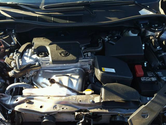 4T4BF1FK1GR583060 - 2016 TOYOTA CAMRY LE ნაცრისფერი ფოტო 7