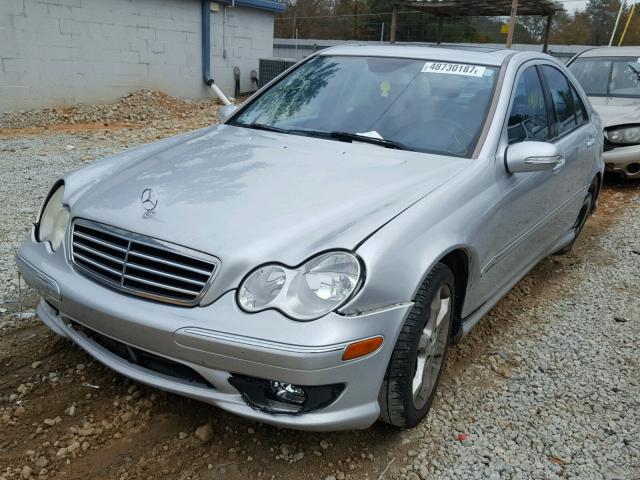 WDBRF52H87F932703 - 2007 MERCEDES-BENZ C 230 SILVER photo 2